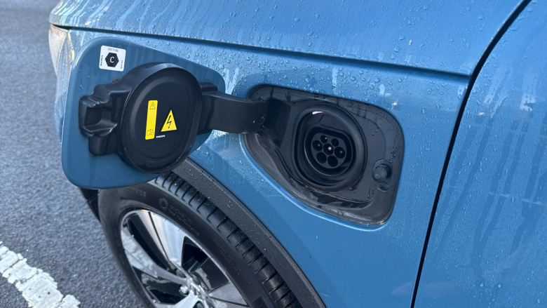 Volvo Xc40 1.5 T4 Recharge PHEV Plus Dark 5dr Auto Estate